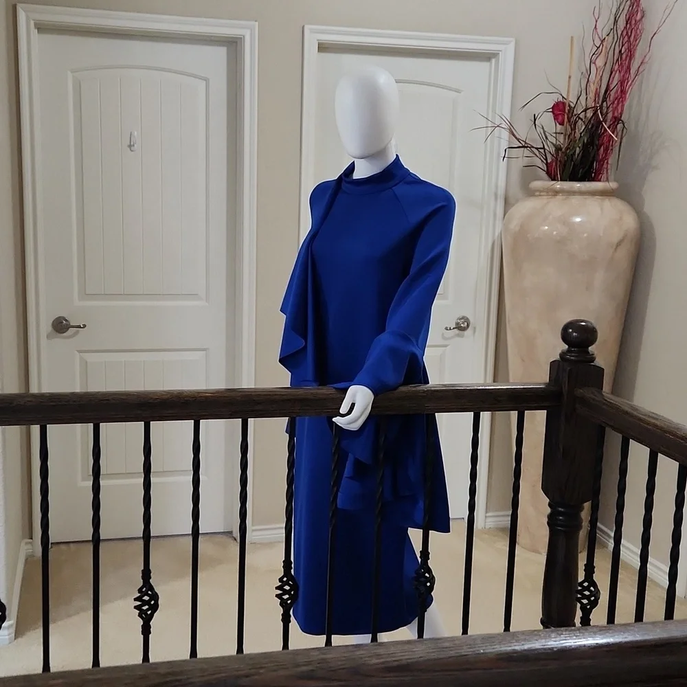 Beautiful Royal blue bell sleeve dress - Picture 6 of 8